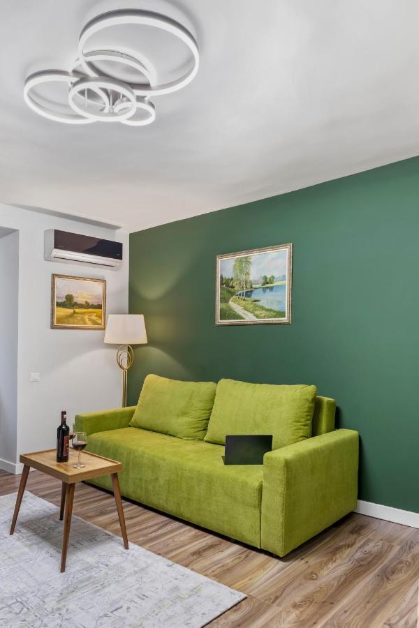 Cozy By Art City Bukares Bagian luar foto