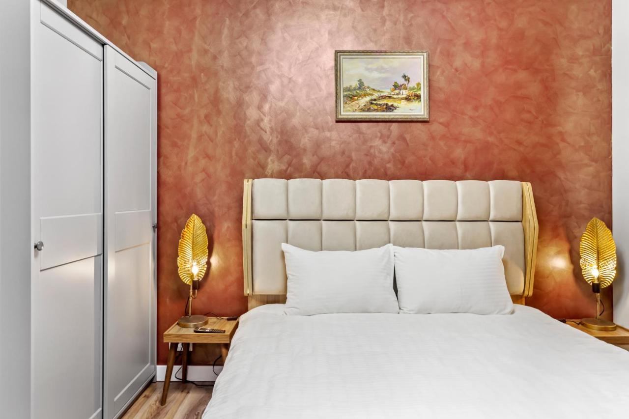 Cozy By Art City Bukares Bagian luar foto