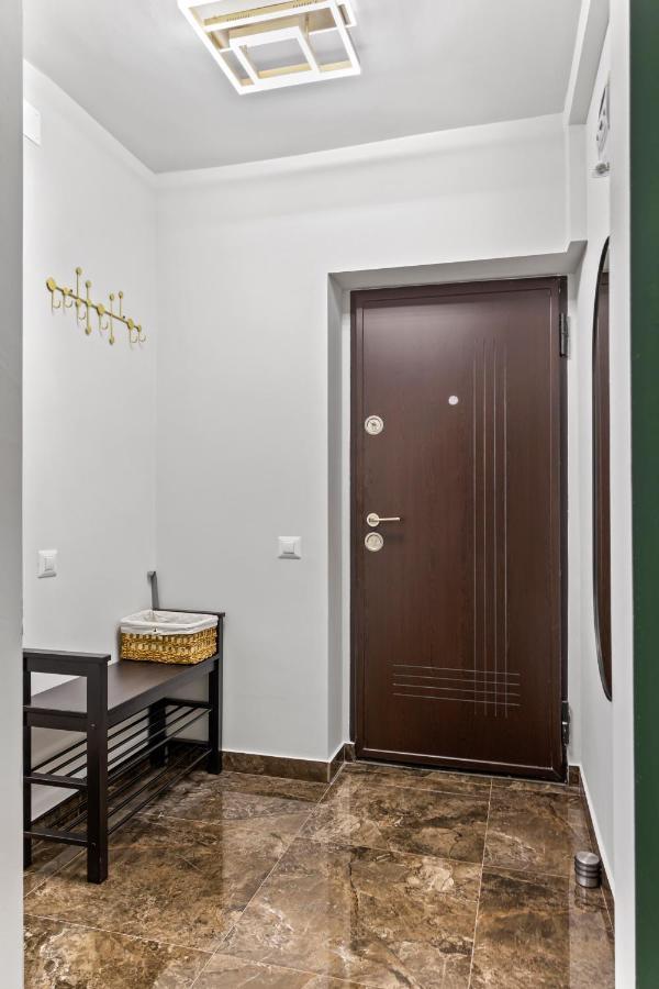 Cozy By Art City Bukares Bagian luar foto