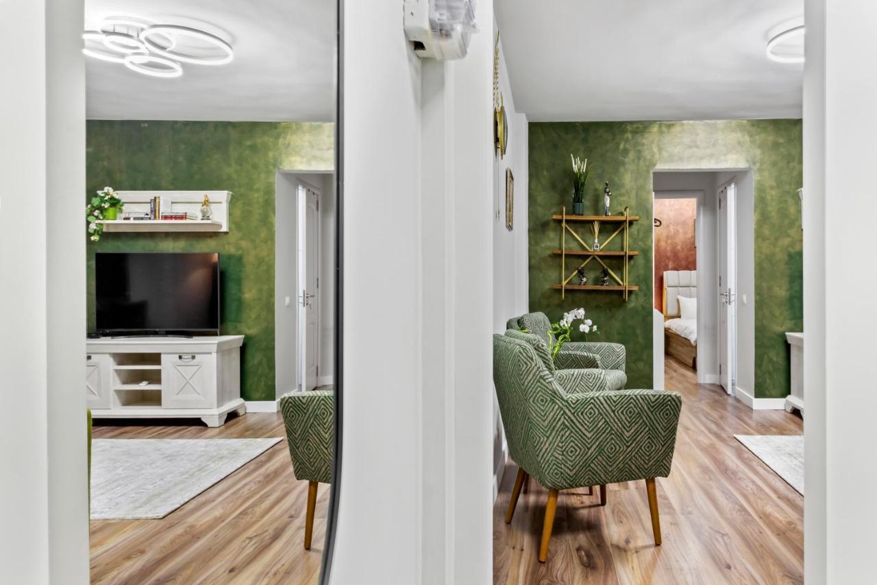 Cozy By Art City Bukares Bagian luar foto
